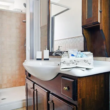 Sa Rocchitta House Guest house *